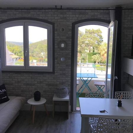 Les Issambres Superbe Studio Avec Terrasse Рокбрюн-сюр-Аржан Экстерьер фото